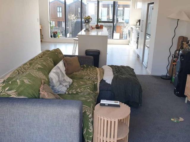 Townhouse for rent in Heathcote, Canterbury
