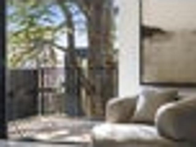 Townhouse for rent in Heathcote, Canterbury