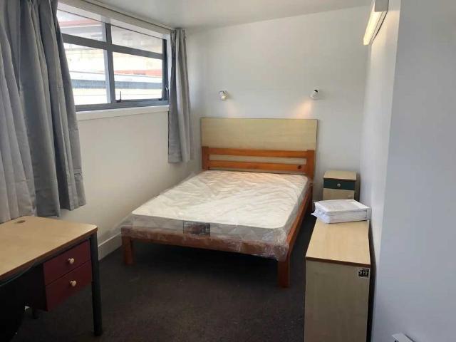 Apartment for rent in Mechanics Bay, Auckland