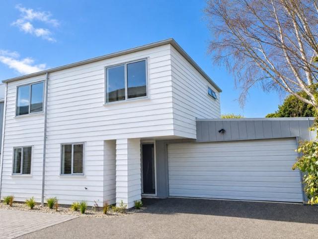 House for rent in Heathcote, Canterbury