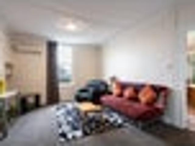 House for rent in Otakou