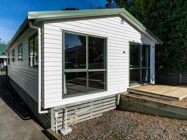 House for rent in Otakou