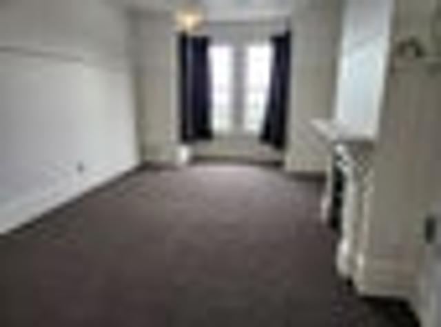 Townhouse for rent in Otakou
