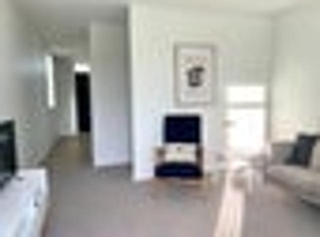 Townhouse for rent in Heathcote, Canterbury