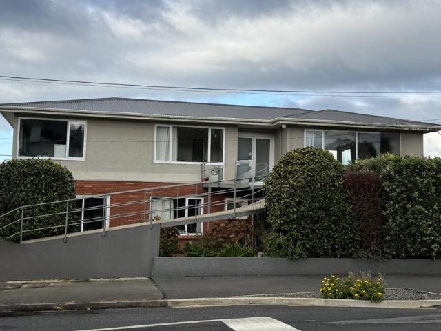 House for rent in Otakou