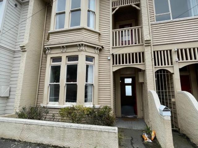 House for rent in Otakou