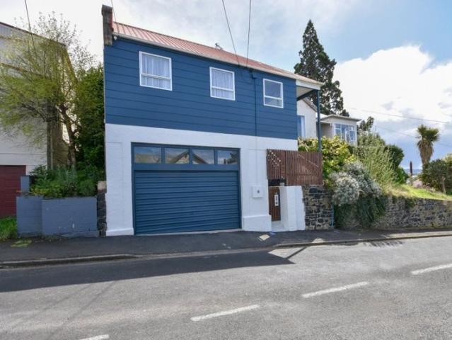 House for rent in Otakou