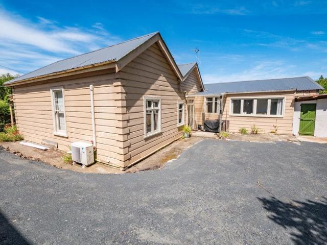 House for rent in Otakou