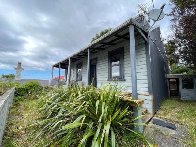House for rent in Otakou