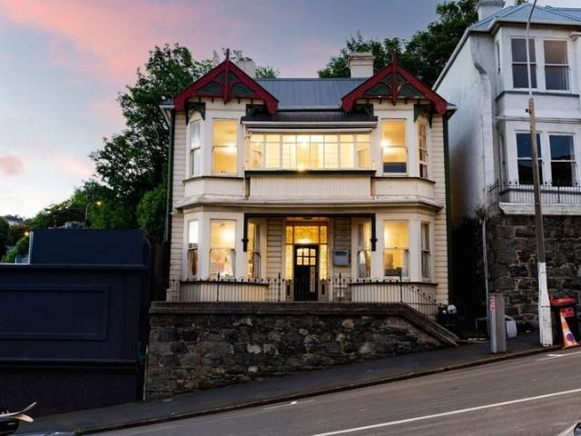 House for rent in Otakou