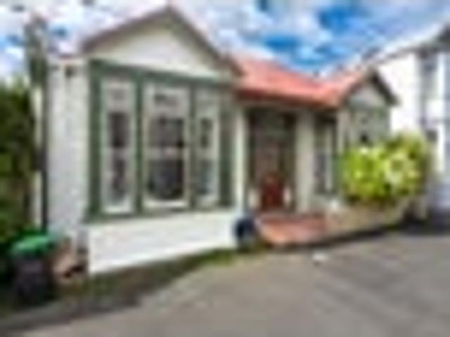Apartment for rent in Otakou