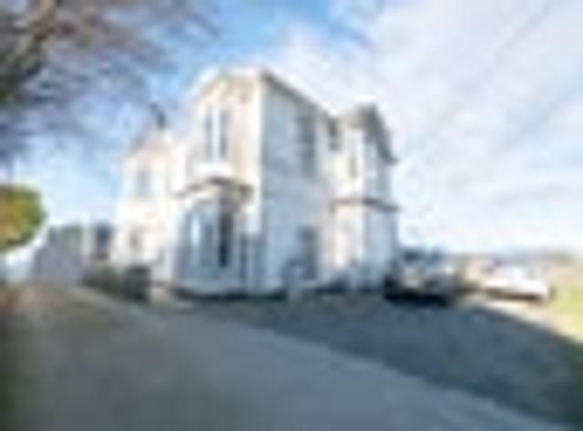 House for rent in Otakou