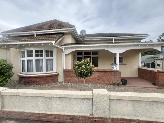House for rent in Otakou