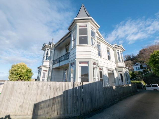 House for rent in Otakou