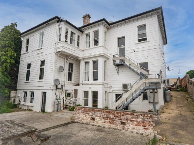 House for rent in Otakou
