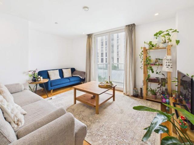 Apartment for rent in City Centre, Falcon Lodge