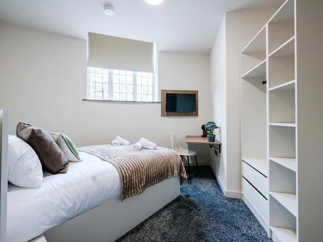Studio for rent in Little Chester, East Midlands