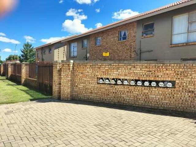 Apartment for sale in Bloemfontein, Free State