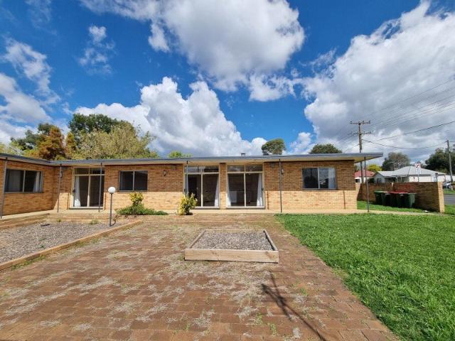 Flat for rent in North Hill, Armidale