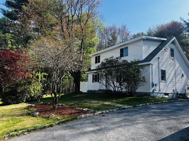 House for sale in Charlton, Massachusetts