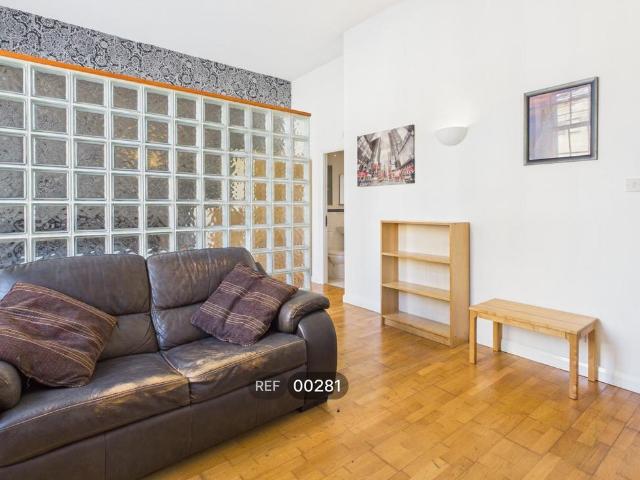 Apartment for rent in Garrison Side, Hull