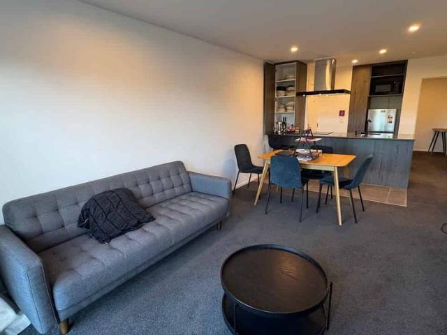 Apartment for rent in Newton, Auckland