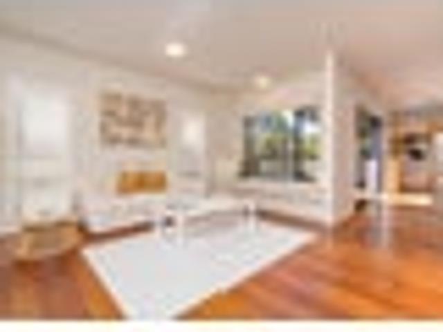 House for sale in North Linwood, Linwood-Central-Heathcote Community