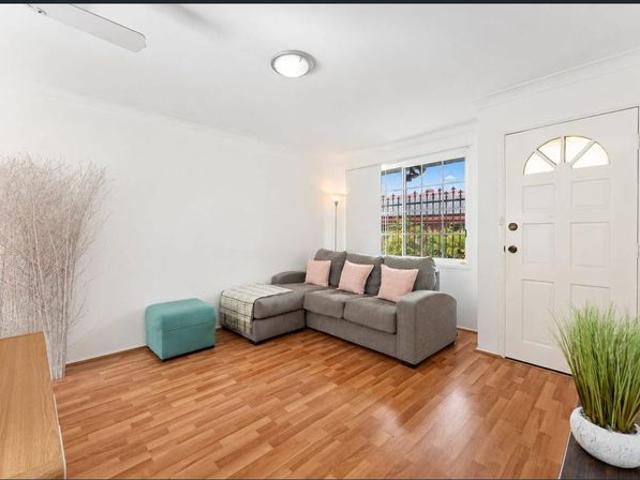 House for rent in Wollongong West, New South Wales