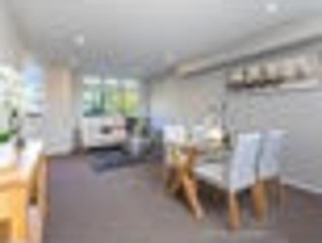Townhouse for sale in Auckland, Oroua County