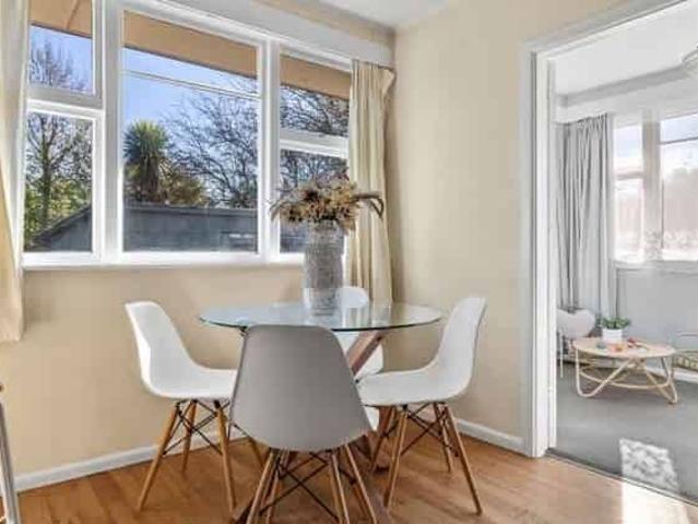 House for rent in Chaslands, Canterbury