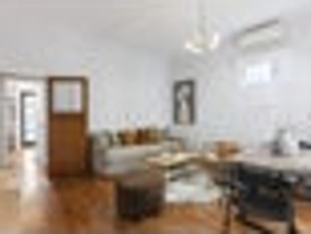 House for sale in Balmoral