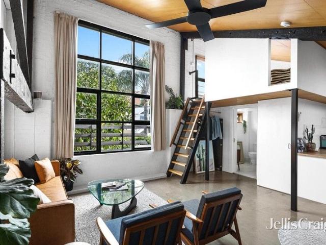 Apartment for sale in City Of Yarra, Camerons Creek