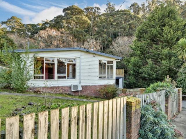 House for sale in Dynnyrne