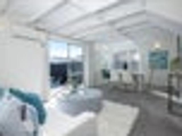 House for sale in Avondale