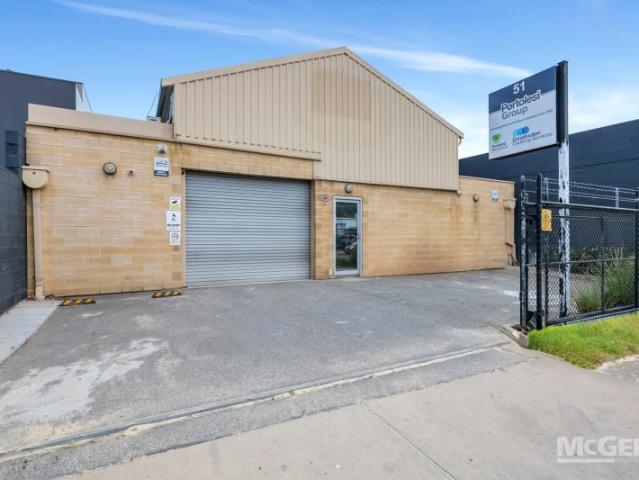 Warehouse for rent in Hindmarsh, Adelaide