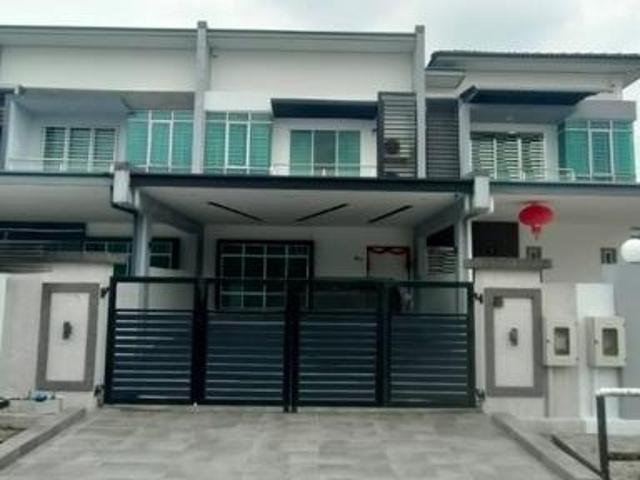 Terraced House for rent in Kuching