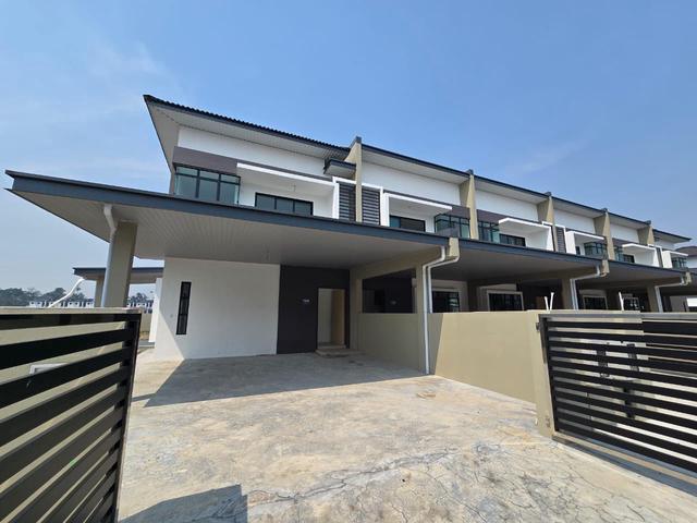 Terraced House for sale in Samarahan, Kota Samarahan