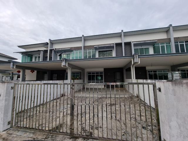 Terraced House for rent in Kuching, Sarawak