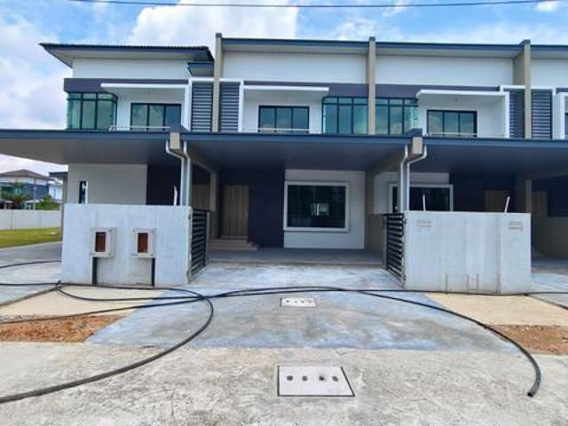 Terraced House for sale in Kuching