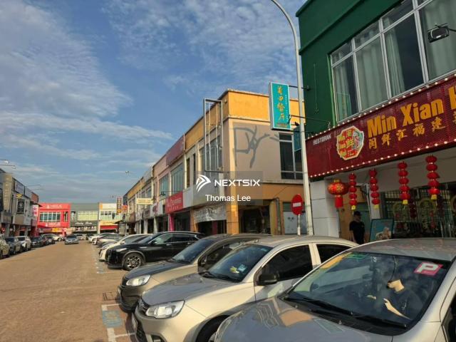 Residential House for sale in Samarahan, Kota Samarahan