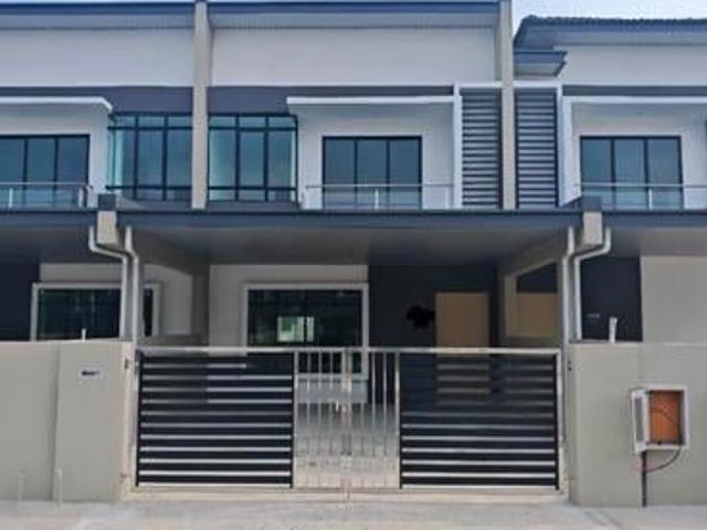 Terraced House for sale in Kota Samarahan, Bahagian Samarahan