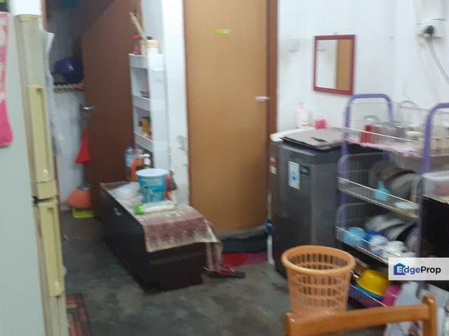 Flat for rent in Kajang, Langat