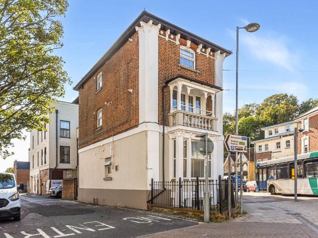 House for rent in Hampshire