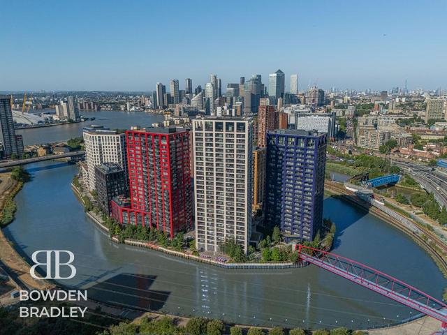 House for rent in London City Island, Blackwall