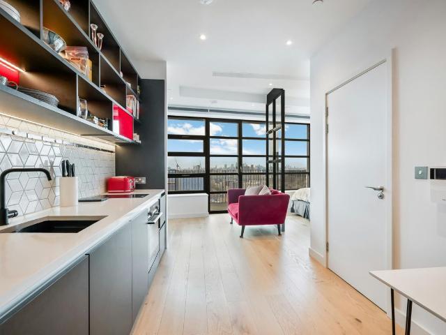 Studio for rent in Blackwall, Greater London