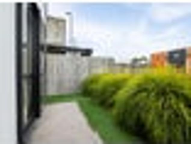 Townhouse for sale in Hamilton North, Hamilton City