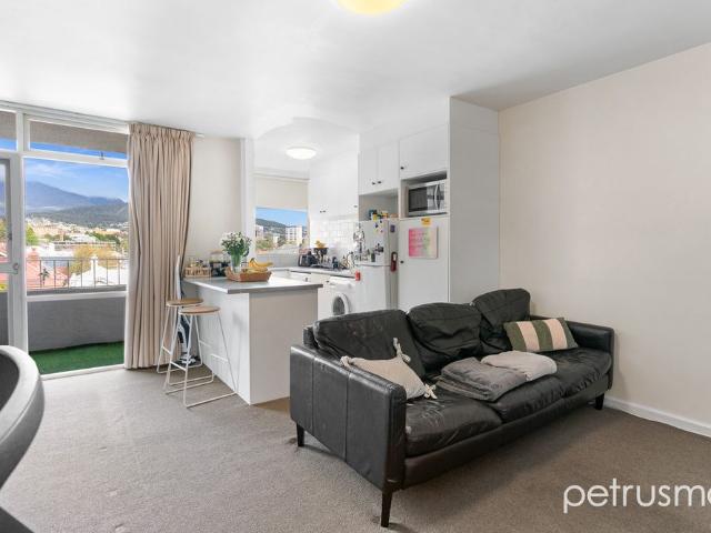 Apartment for rent in Battery Point, Hobart