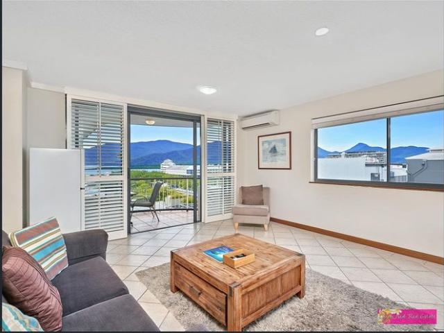 Apartment for rent in Cairns City, Cairns