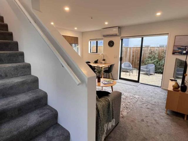 Apartment for rent in Heathcote, Canterbury