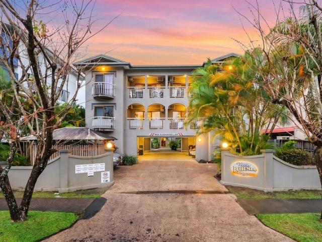 Apartment for sale in Cairns North, Cairns